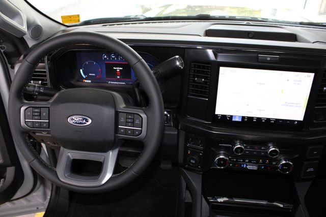 Used 2026 Ford F450 Lariat AWD/4WD image 29