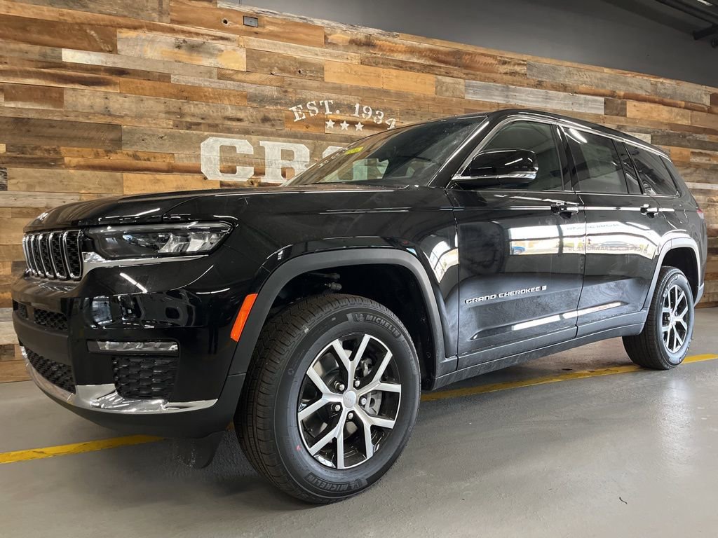 New 2025 Jeep Grand Cherokee L Limited image 15