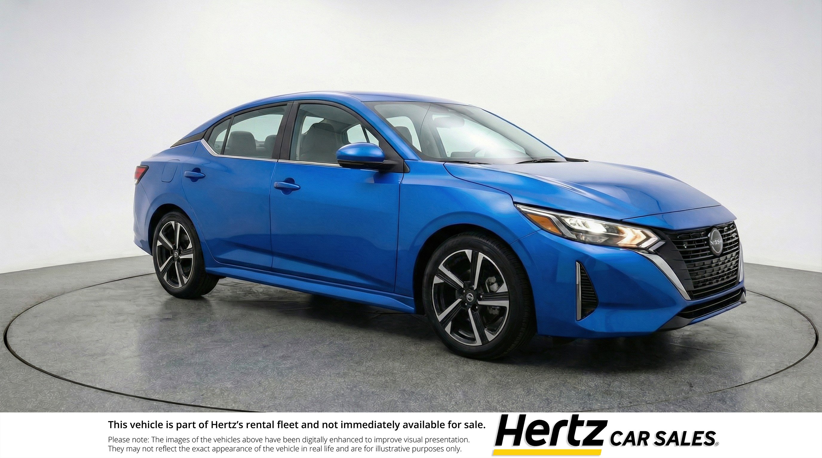 Used 2025 Nissan Sentra SV image 1