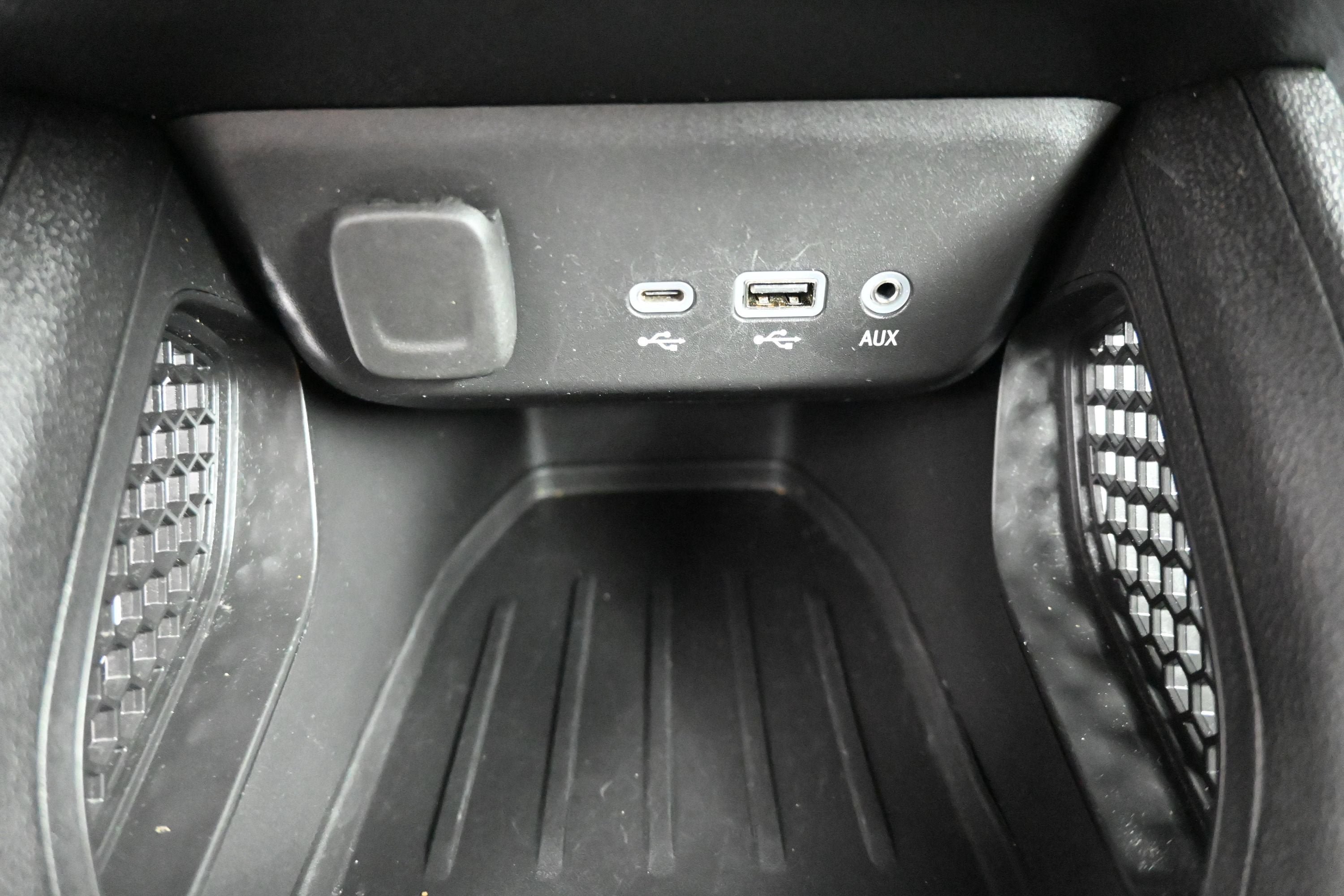 Used 2021 Chevrolet TrailBlazer LT w/ Premium Seating Package AWD/4WD image 21