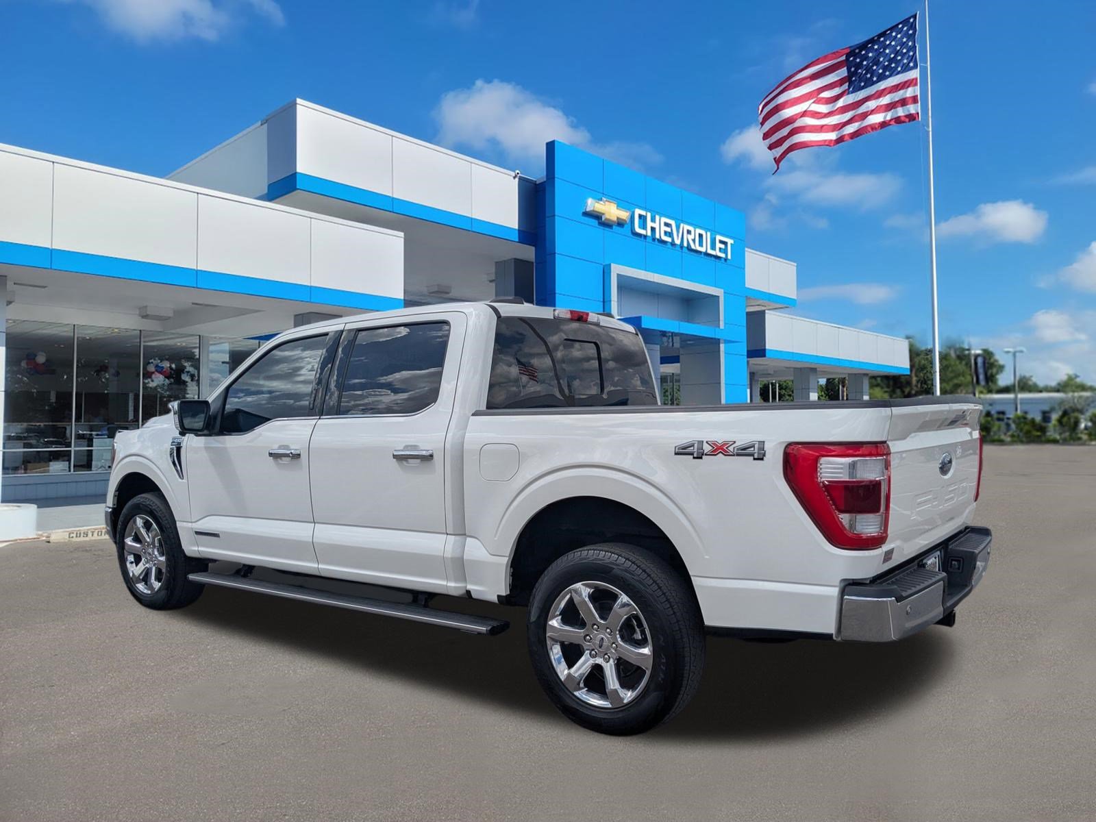 Used 2023 Ford F150 Lariat w/ Equipment Group 502A High image 6