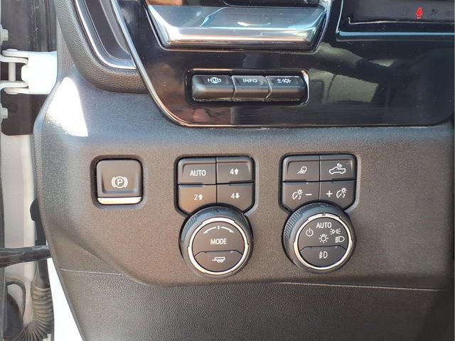 Used 2025 Chevrolet Silverado 2500 LTZ w/ LTZ Premium Package AWD/4WD image 17
