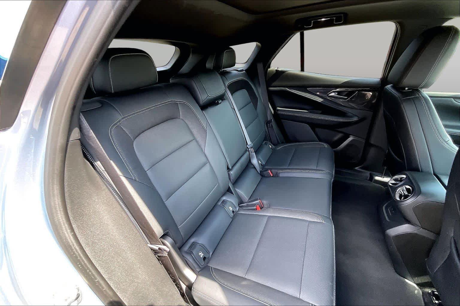 Used 2024 Chevrolet Blazer EV LT AWD/4WD image 18