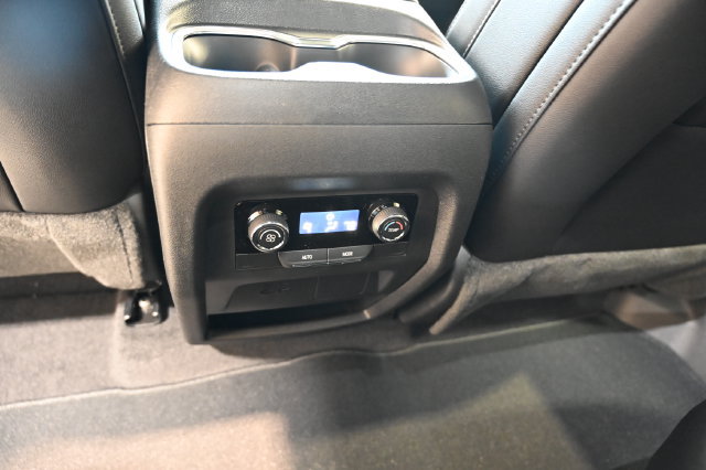 New 2027 Chevrolet Traverse LT AWD/4WD image 26