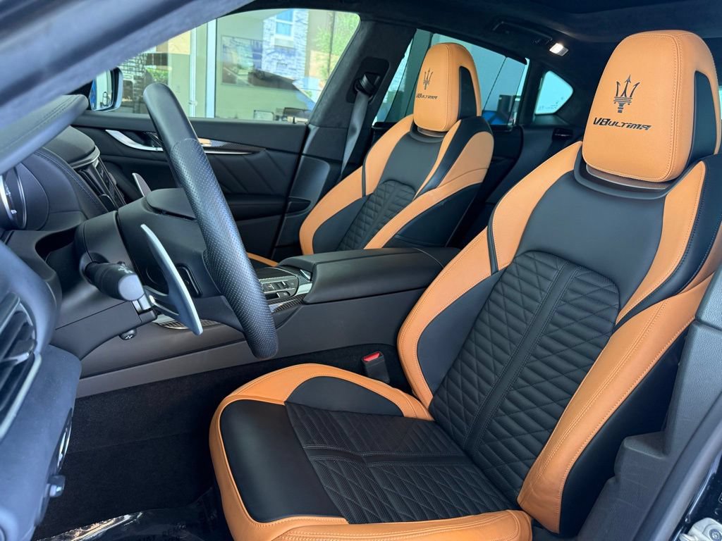 Certified 2024 Maserati Levante Trofeo AWD/4WD image 19