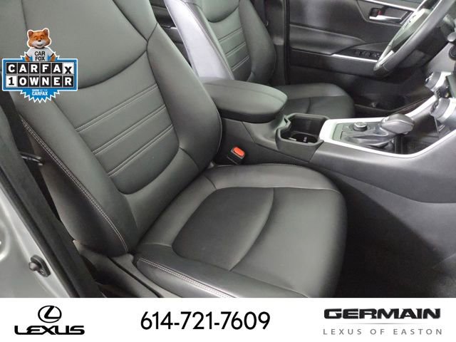 Used 2022 Toyota RAV4 XLE Premium image 30