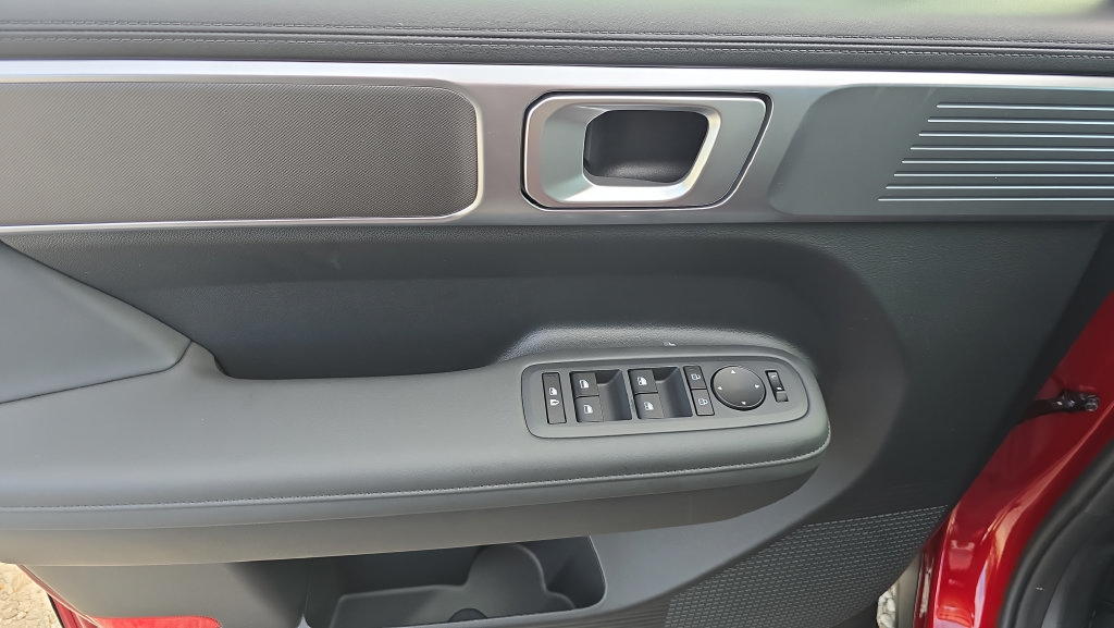 New 2027 Hyundai Santa Fe SEL AWD/4WD image 16