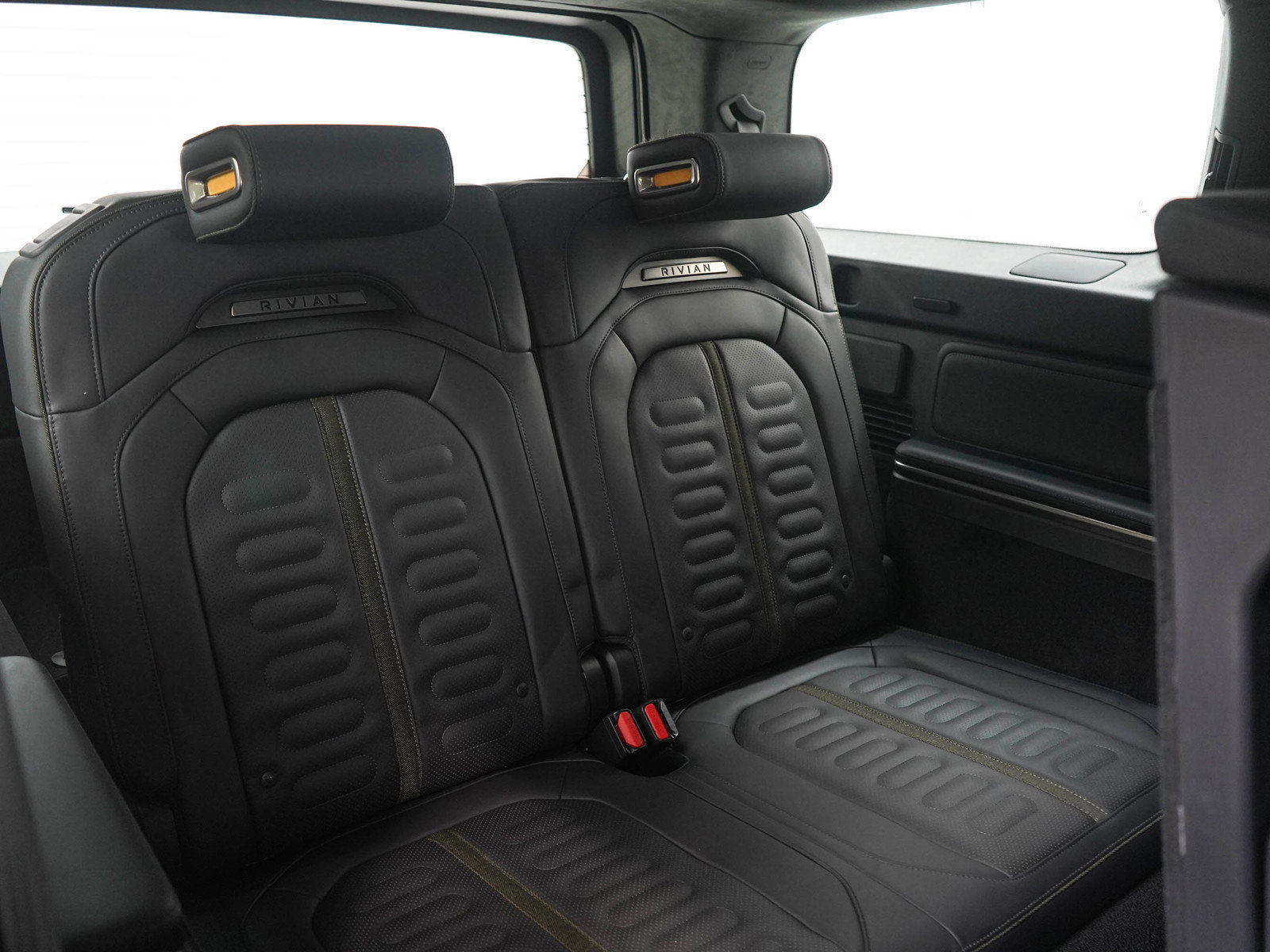 Used 2023 Rivian R1S Adventure Quad AWD/4WD image 13