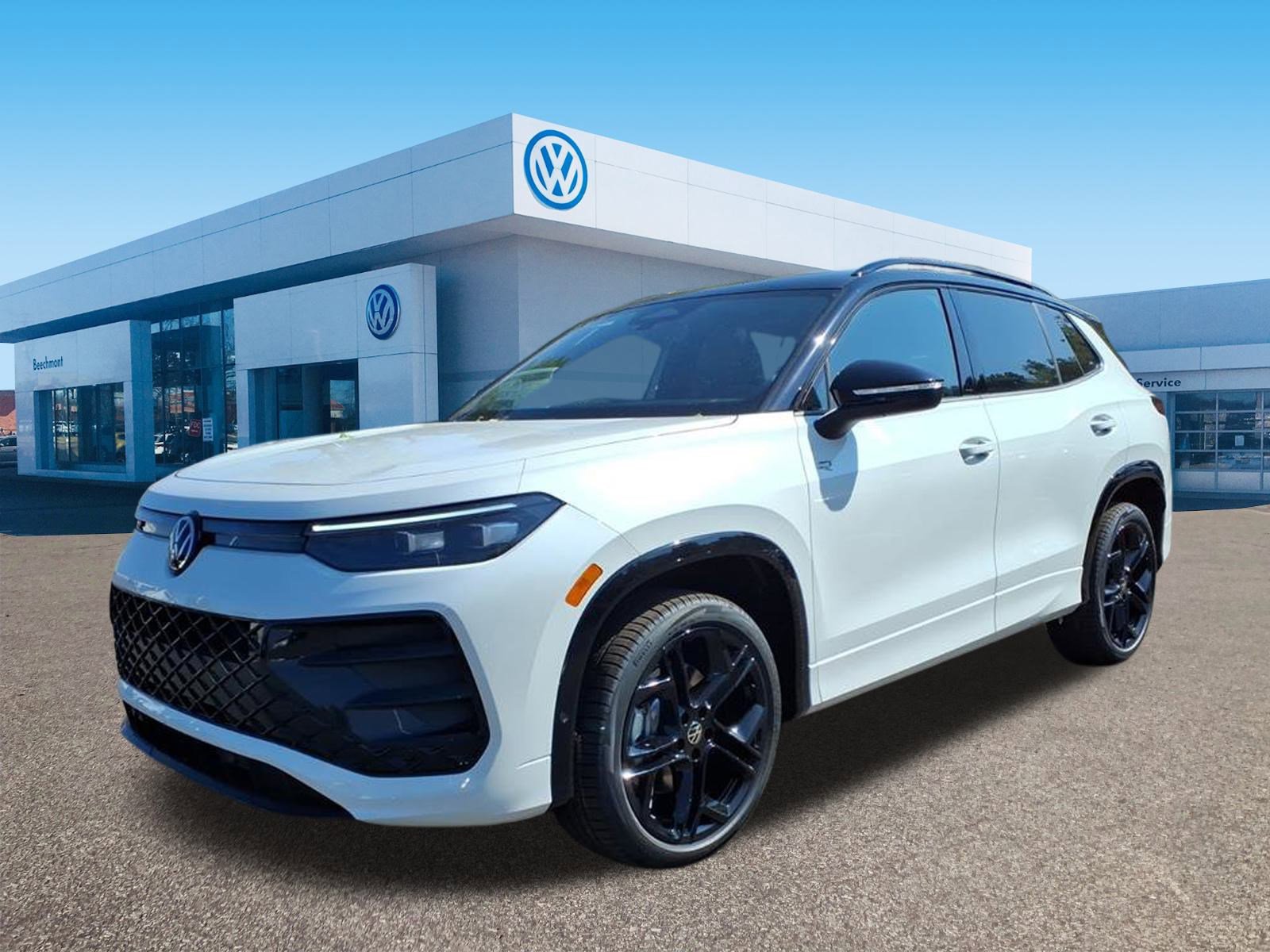 New 2025 Volkswagen Tiguan SE R-Line image 3