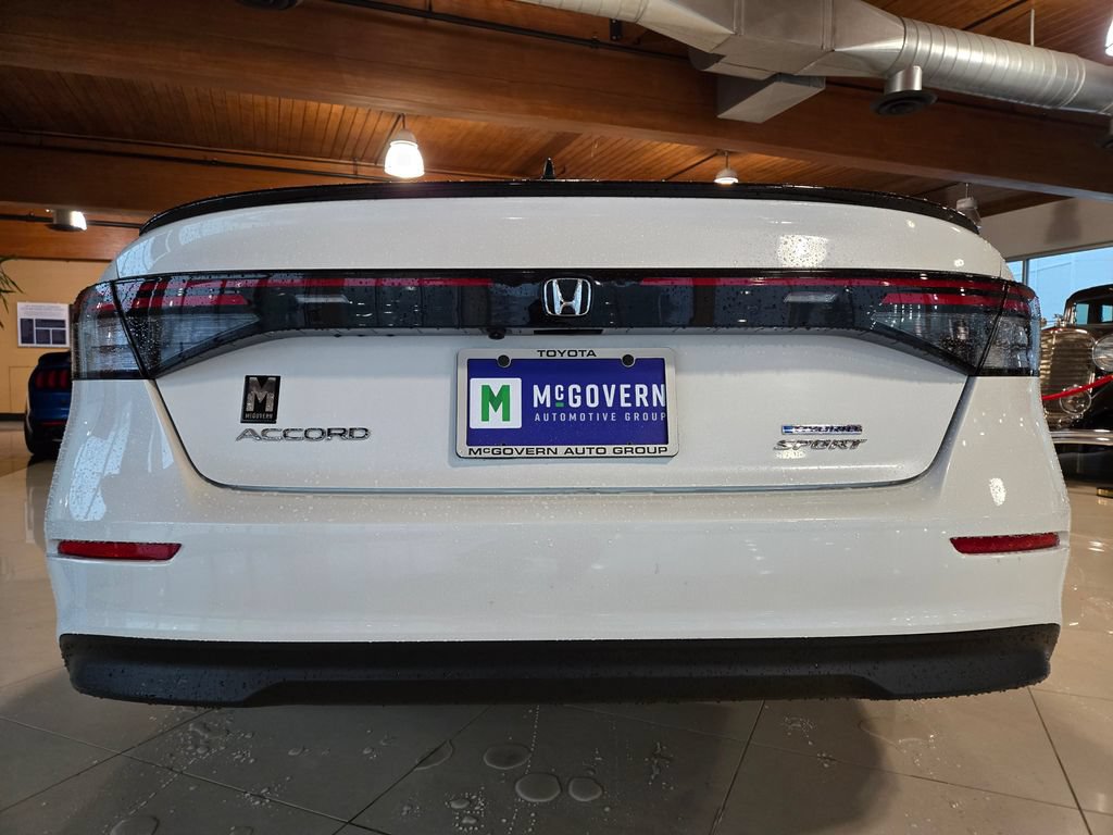 Used 2023 Honda Accord Sport image 4