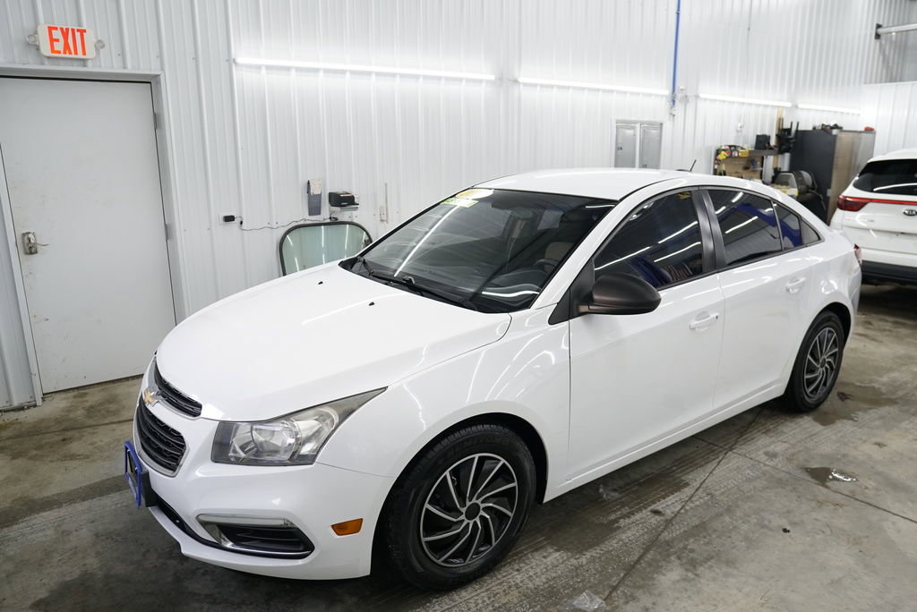 Used 2016 Chevrolet Cruze L FWD image 7