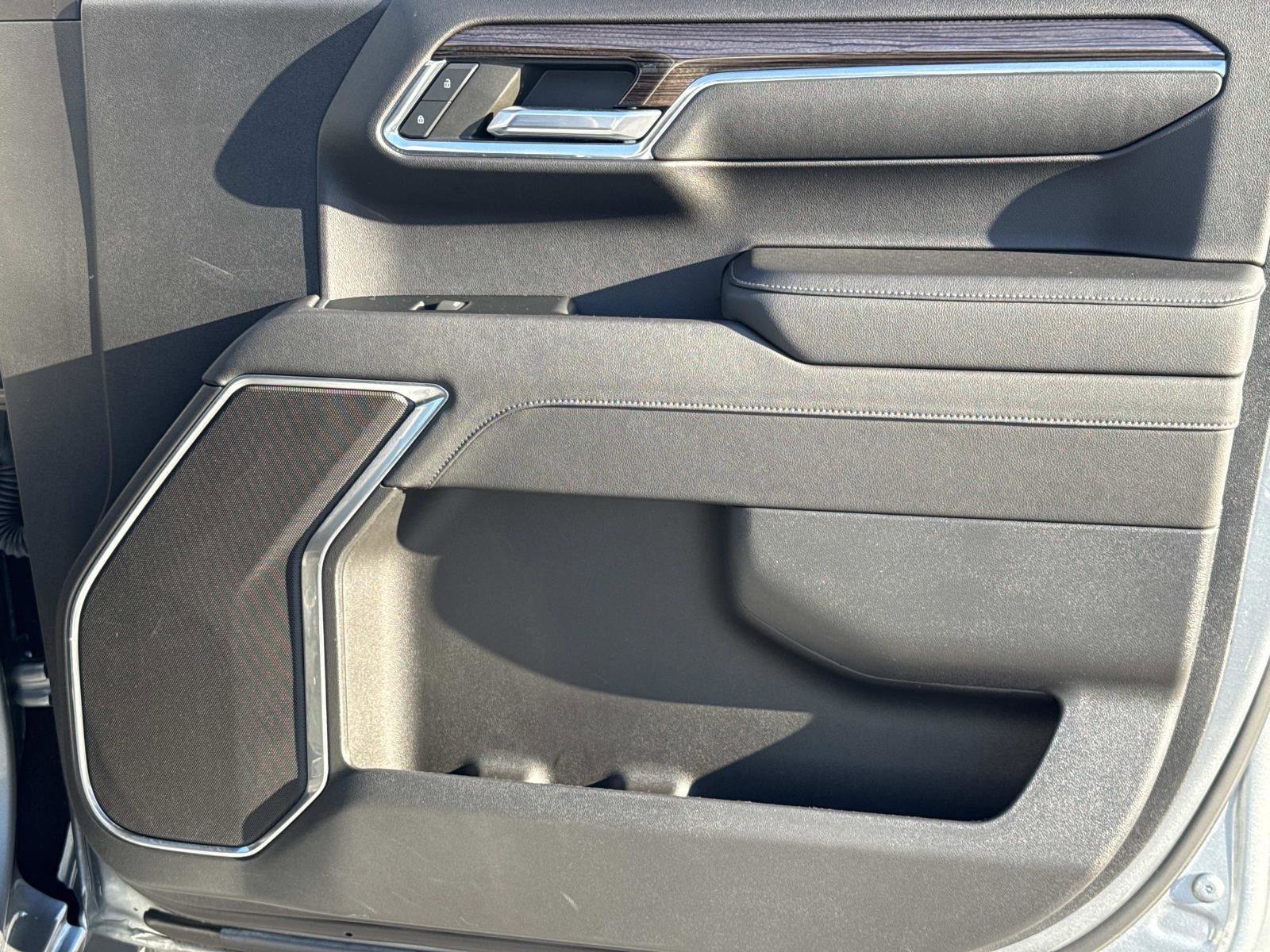 Used 2023 Chevrolet Silverado 1500 LT image 17