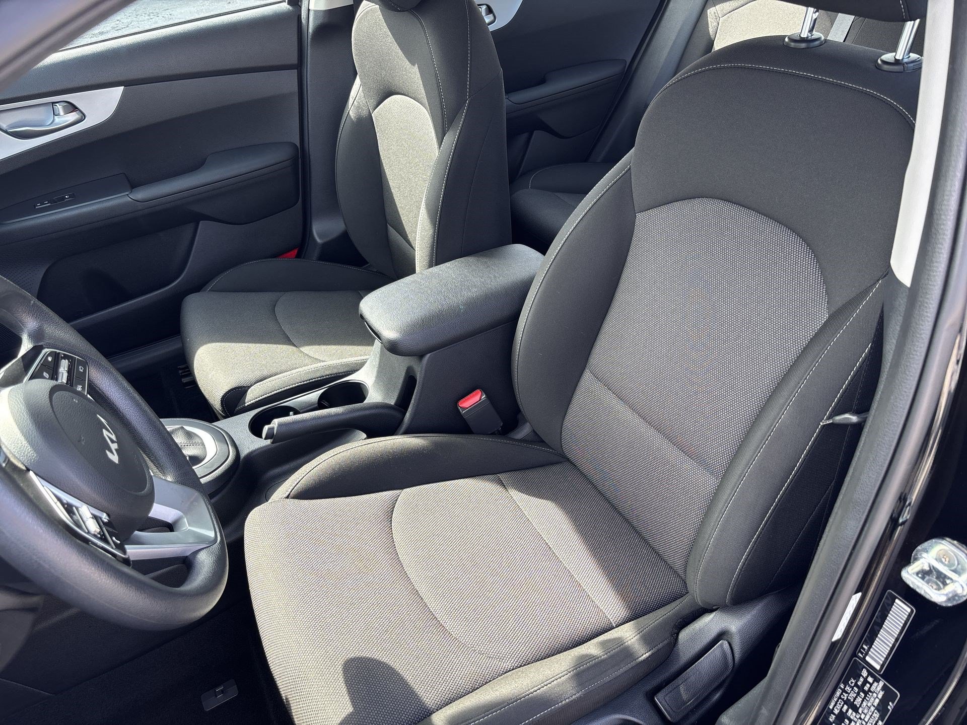 Used 2023 Kia Forte LXS FWD image 13