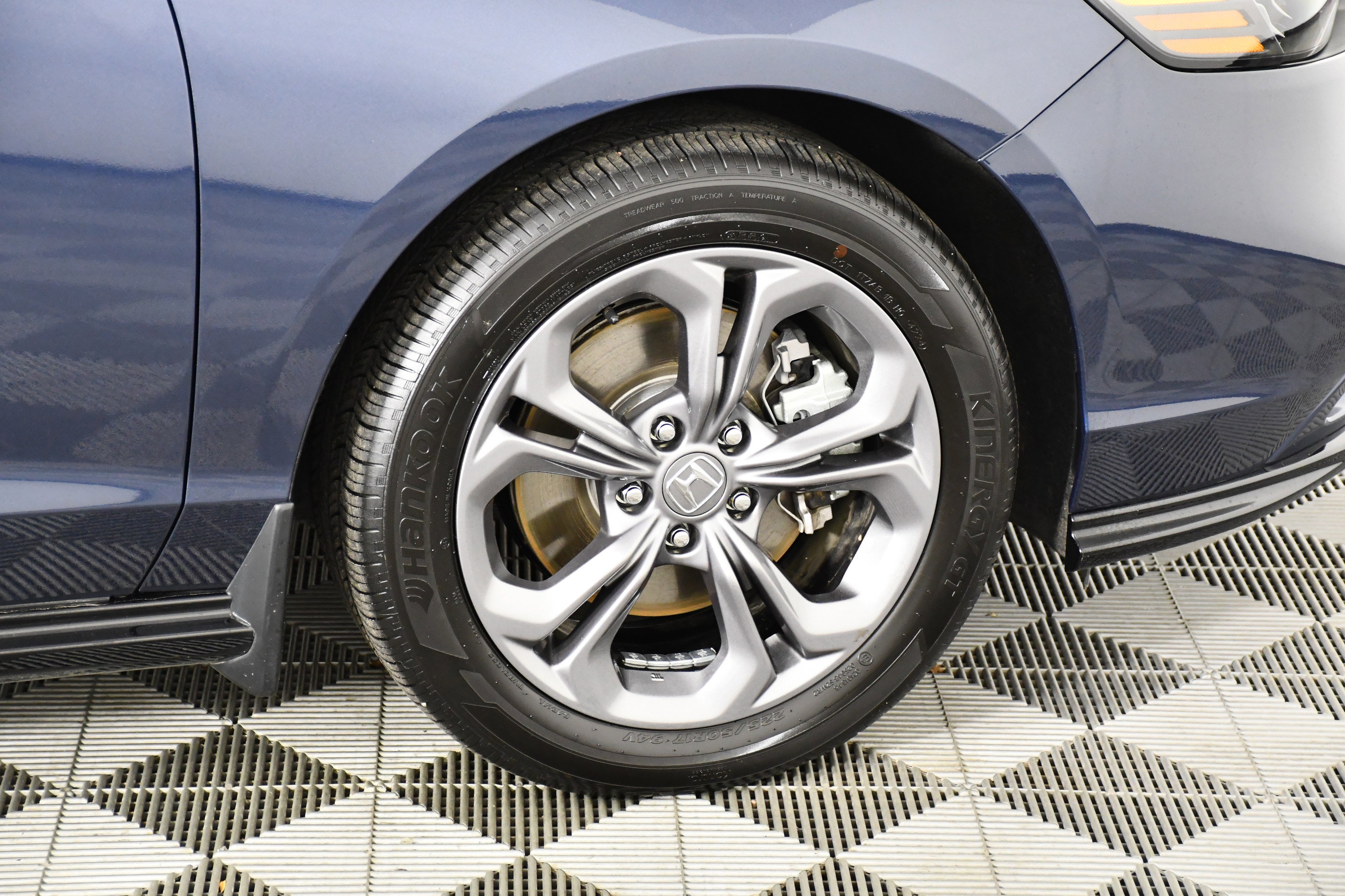 Certified 2025 Honda Accord EX-L image 53