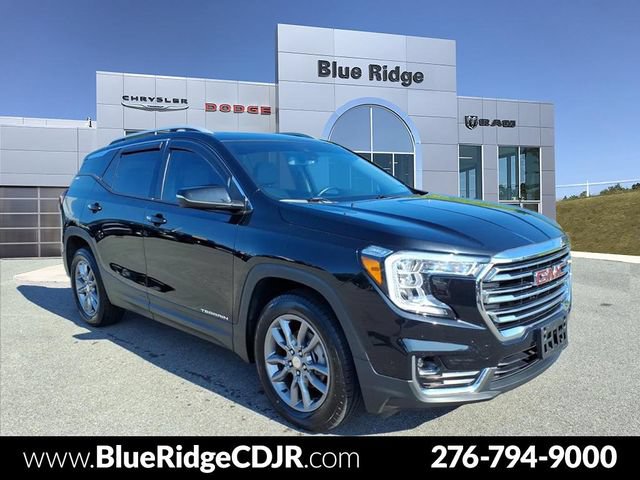 Used 2022 GMC Terrain SLT AWD/4WD image 1