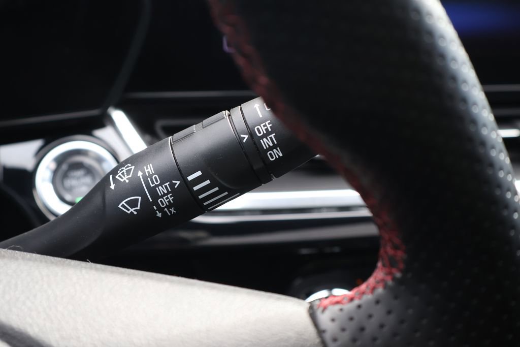 Certified 2024 Chevrolet Trax RS w/ Sunroof Package image 26