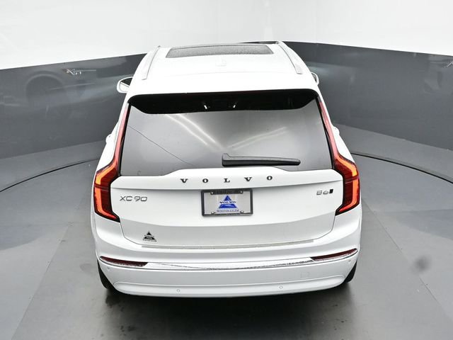 New 2026 Volvo XC90 B6 Core w/ Protection Package Premier image 47