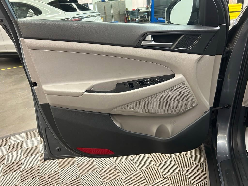 Used 2017 Hyundai Tucson Sport FWD image 19