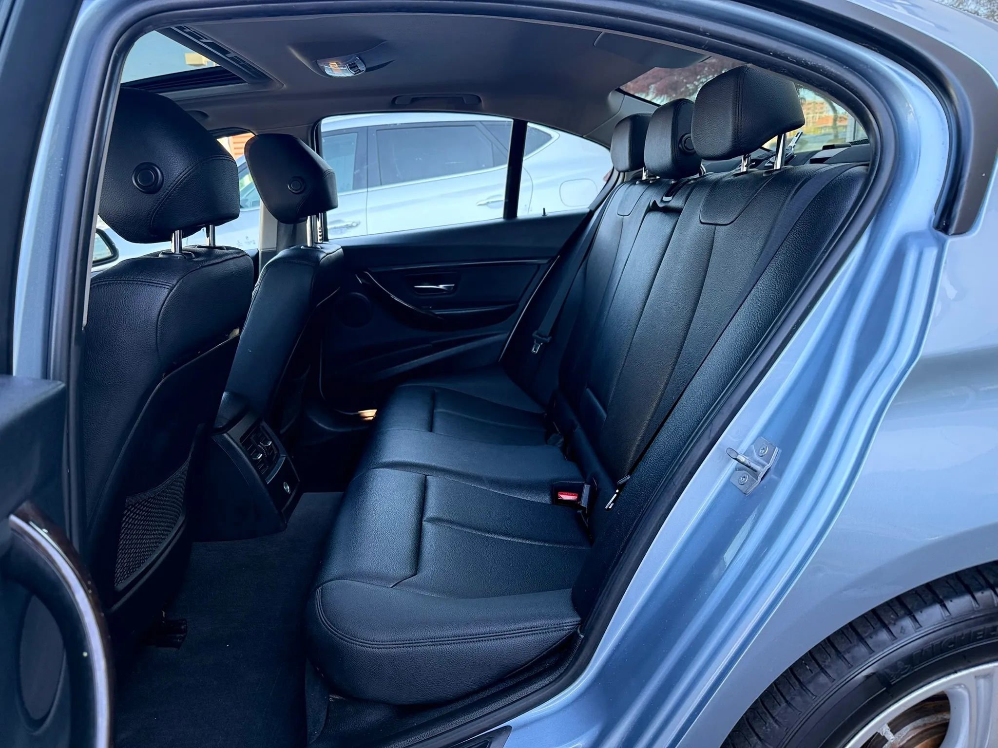 Used 2015 BMW 328i xDrive Sedan AWD/4WD image 29
