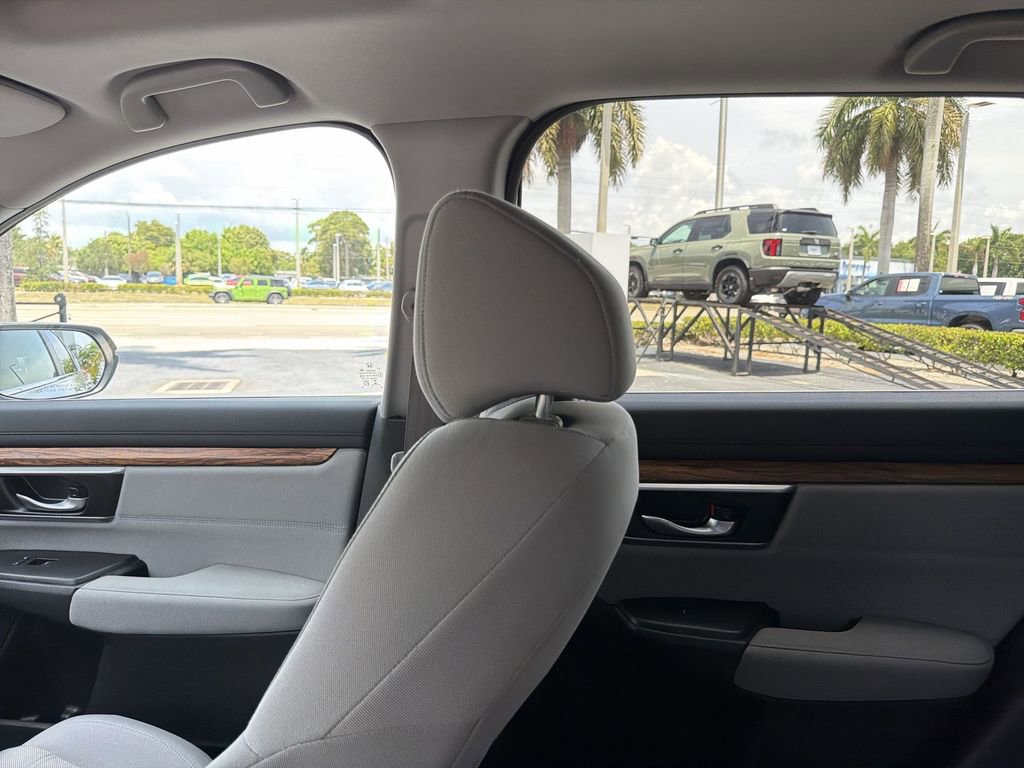 Used 2018 Honda CR-V EX image 10