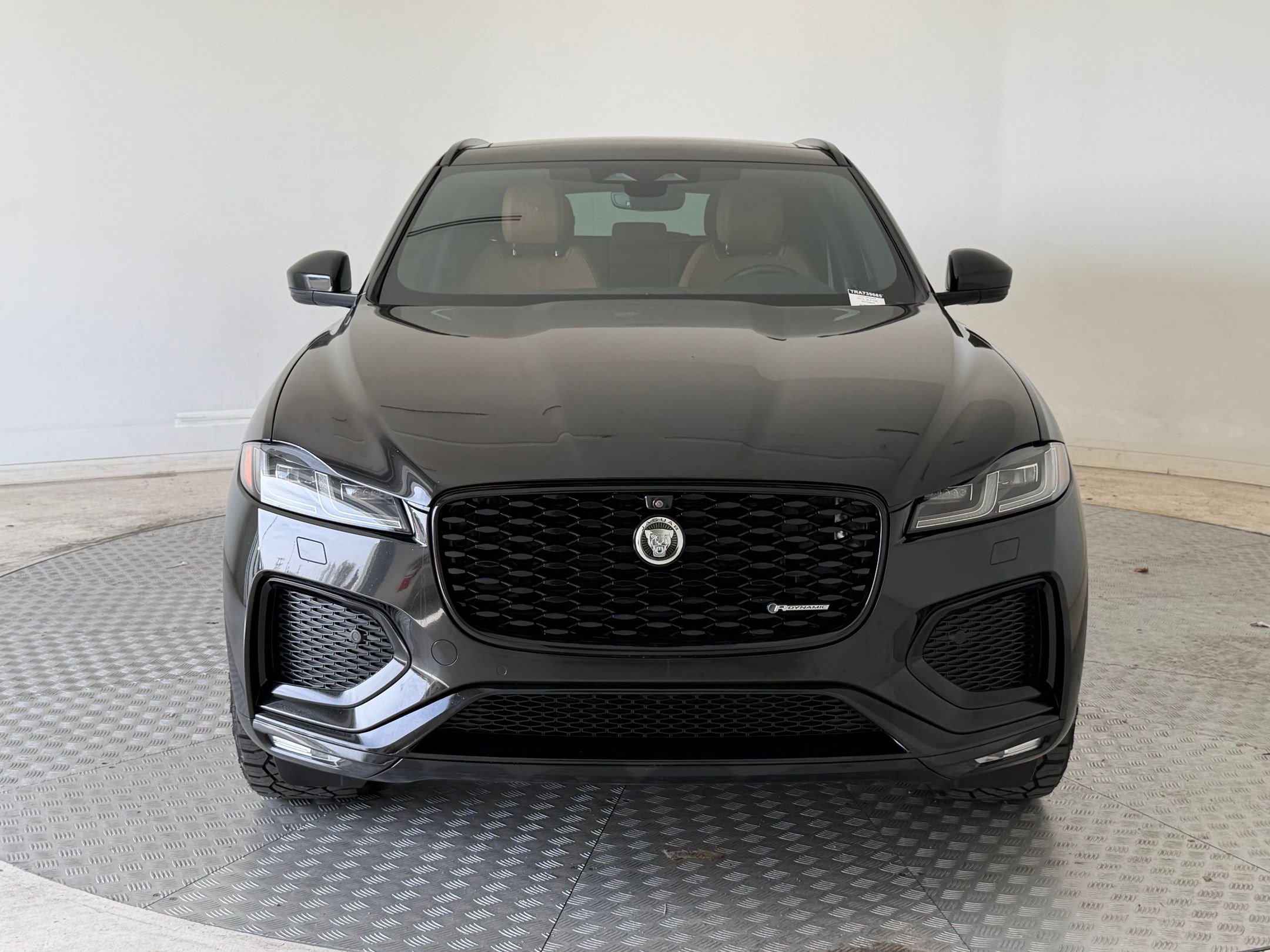 Used 2024 Jaguar F-PACE R-Dynamic S image 6