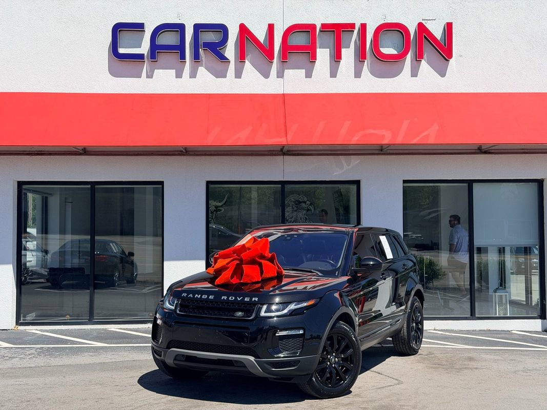 Used 2019 Land Rover Range Rover Evoque SE Premium AWD/4WD image 2