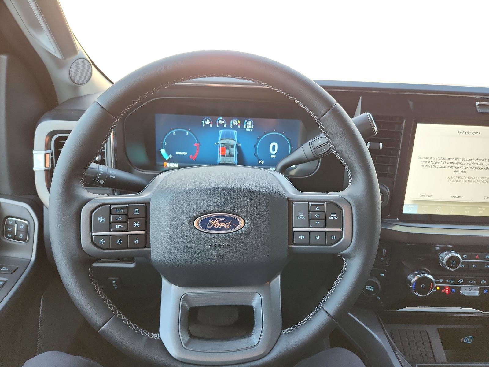 New 2026 Ford F350 Lariat w/ Lariat Premium Package image 15