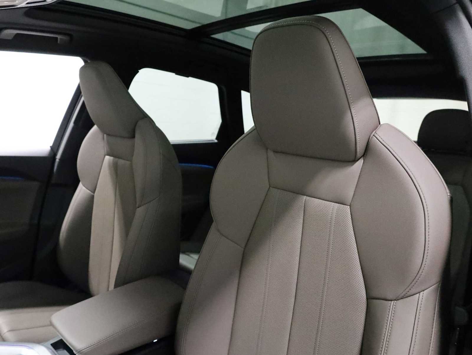 Certified 2025 Audi Q5 Premium Plus AWD/4WD image 18