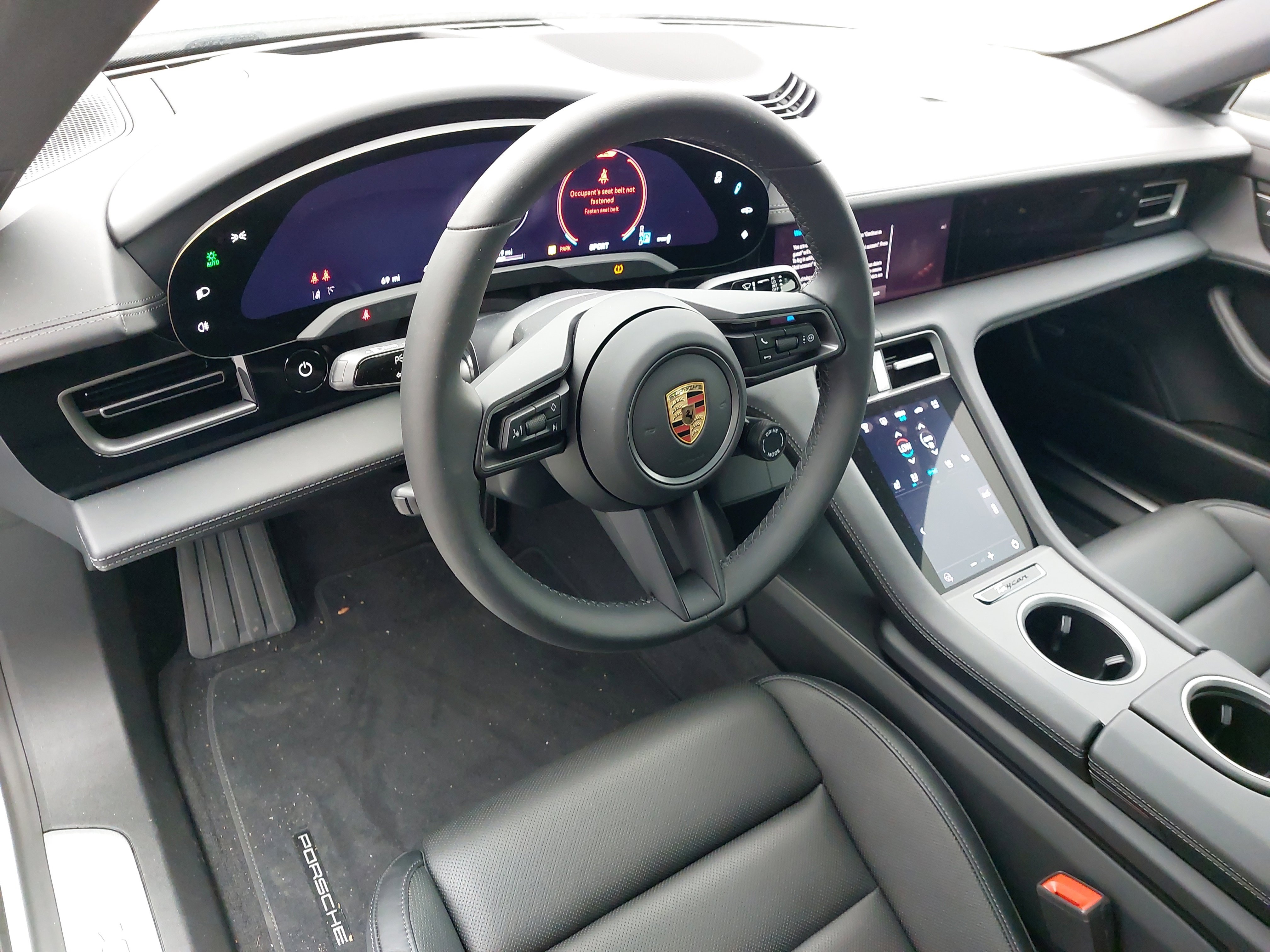 New 2025 Porsche Taycan 4S image 4