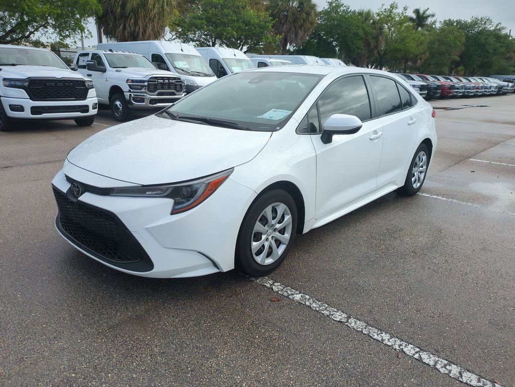 Used 2022 Toyota Corolla LE image 10