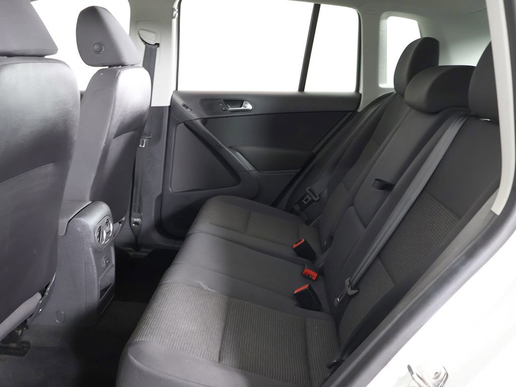 Used 2017 Volkswagen Tiguan Limited w/ Premium Package AWD/4WD image 29