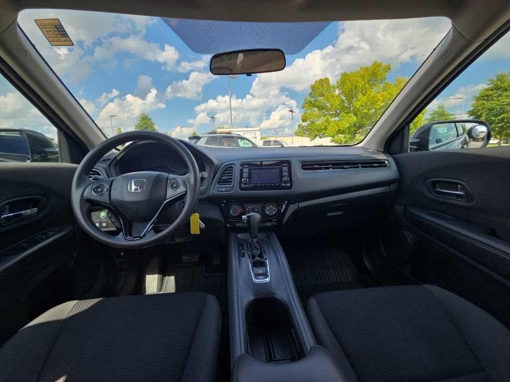 Used 2022 Honda HR-V LX image 14