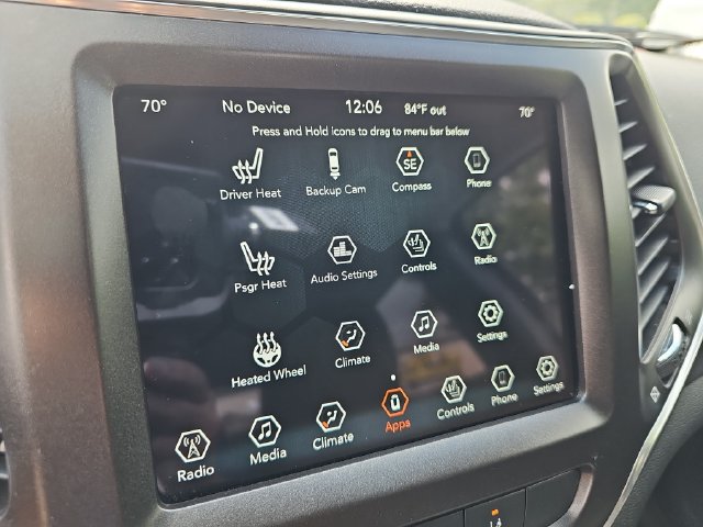 Used 2022 Jeep Cherokee Trailhawk w/ Comfort/Convenience Group AWD/4WD image 24