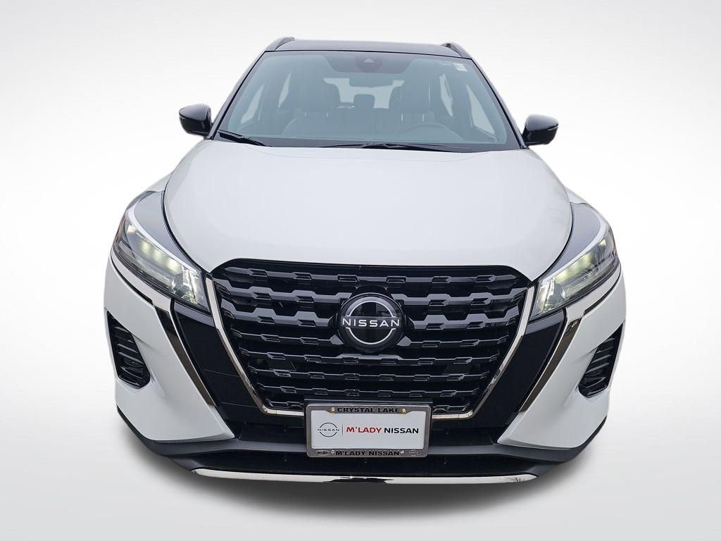 Used 2023 Nissan Kicks SR w/ SR Premium Package image 12