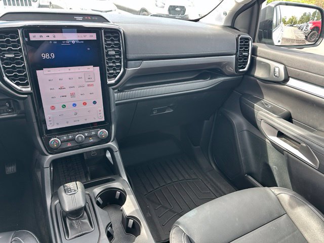 Used 2024 Ford Ranger Lariat w/ FX4 Off-Road Package AWD/4WD image 11