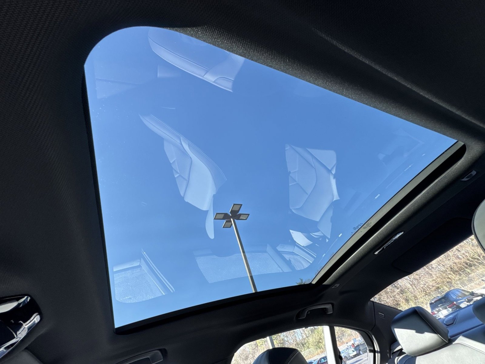 New 2026 BMW 550e xDrive w/ Executive Package image 24