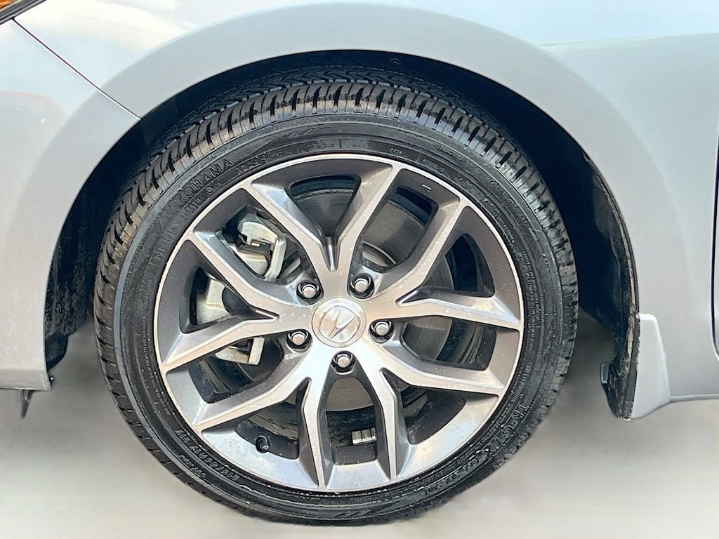 Used 2020 Acura ILX w/ Technology Package FWD image 30