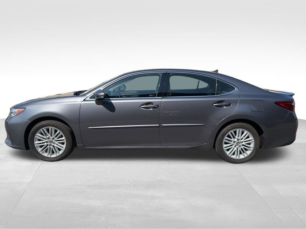 Used 2014 Lexus ES 350 w/ Luxury Package FWD image 10