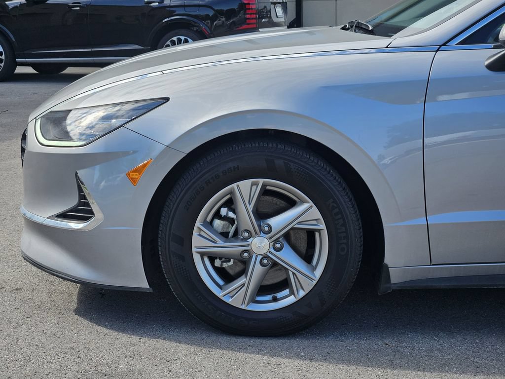 Used 2023 Hyundai Sonata SE FWD image 6