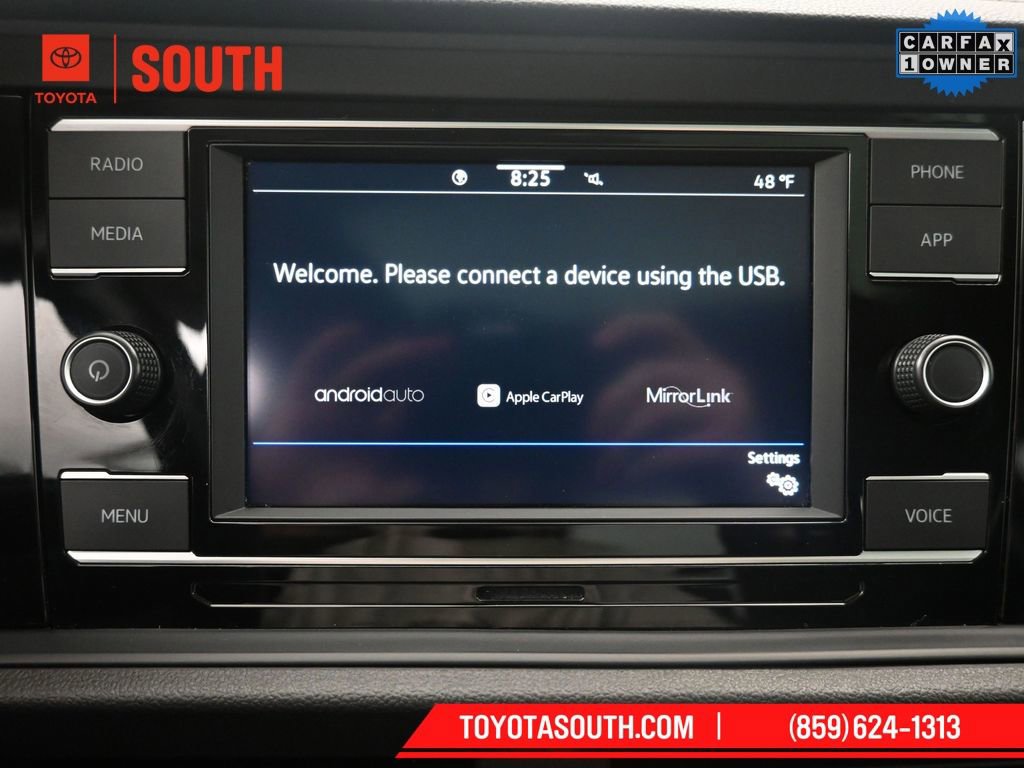 Used 2024 Volkswagen Jetta SE image 17