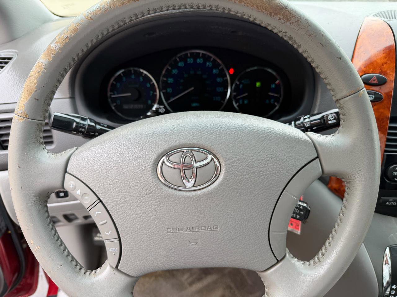 Used 2008 Toyota Sienna XLE Limited FWD image 18