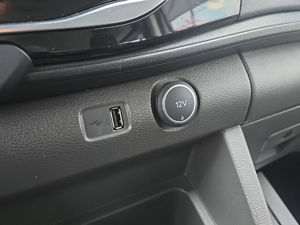 Used 2023 Ford Transit 350 XLT image 57