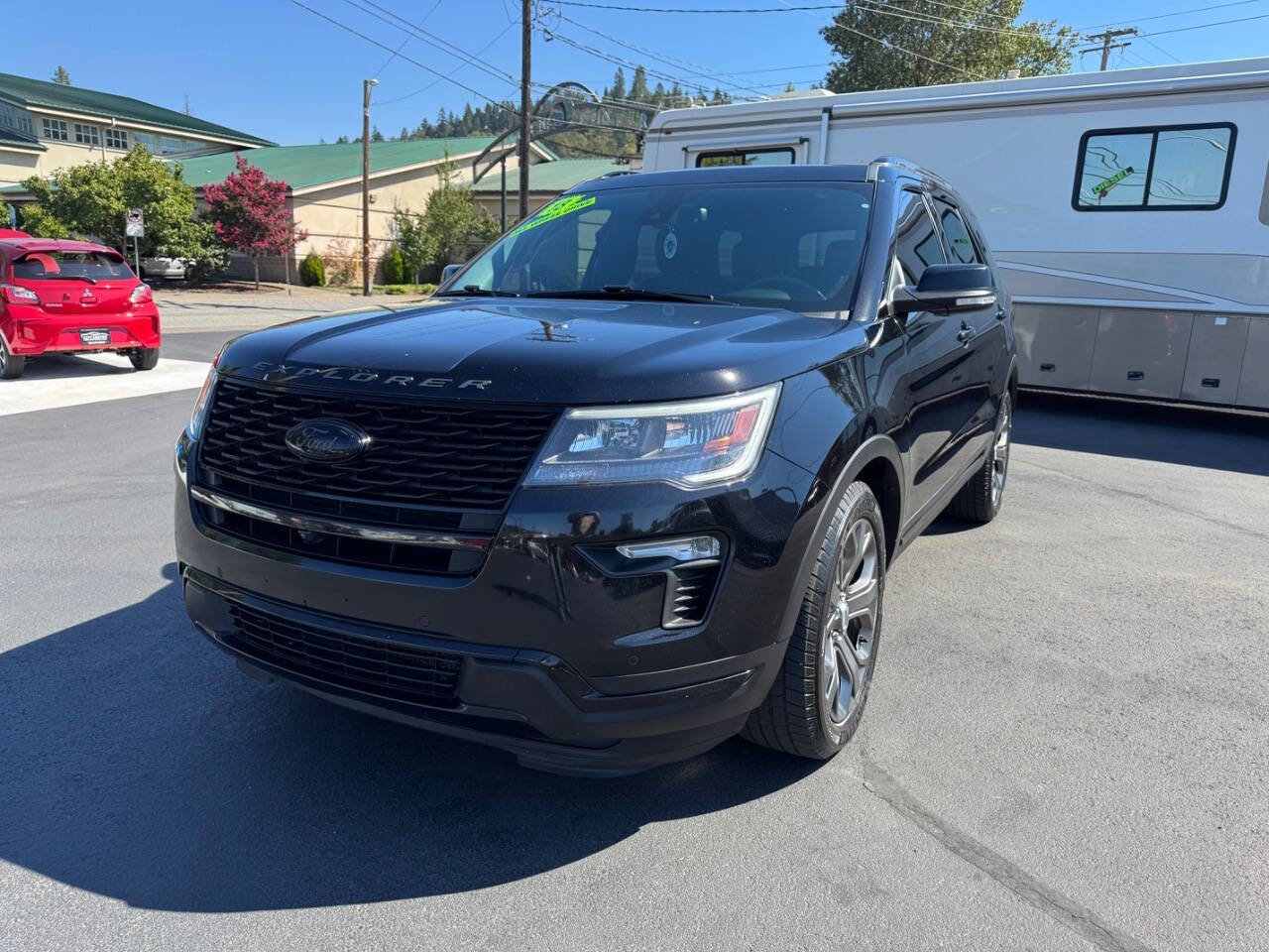 Used 2018 Ford Explorer Sport w/ Equipment Group 401A image 4