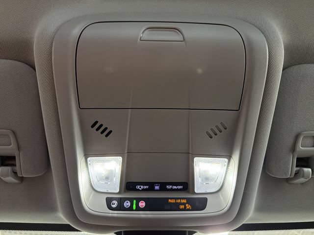 Certified 2023 GMC Terrain SLE w/ Driver Convenience Package FWD image 22