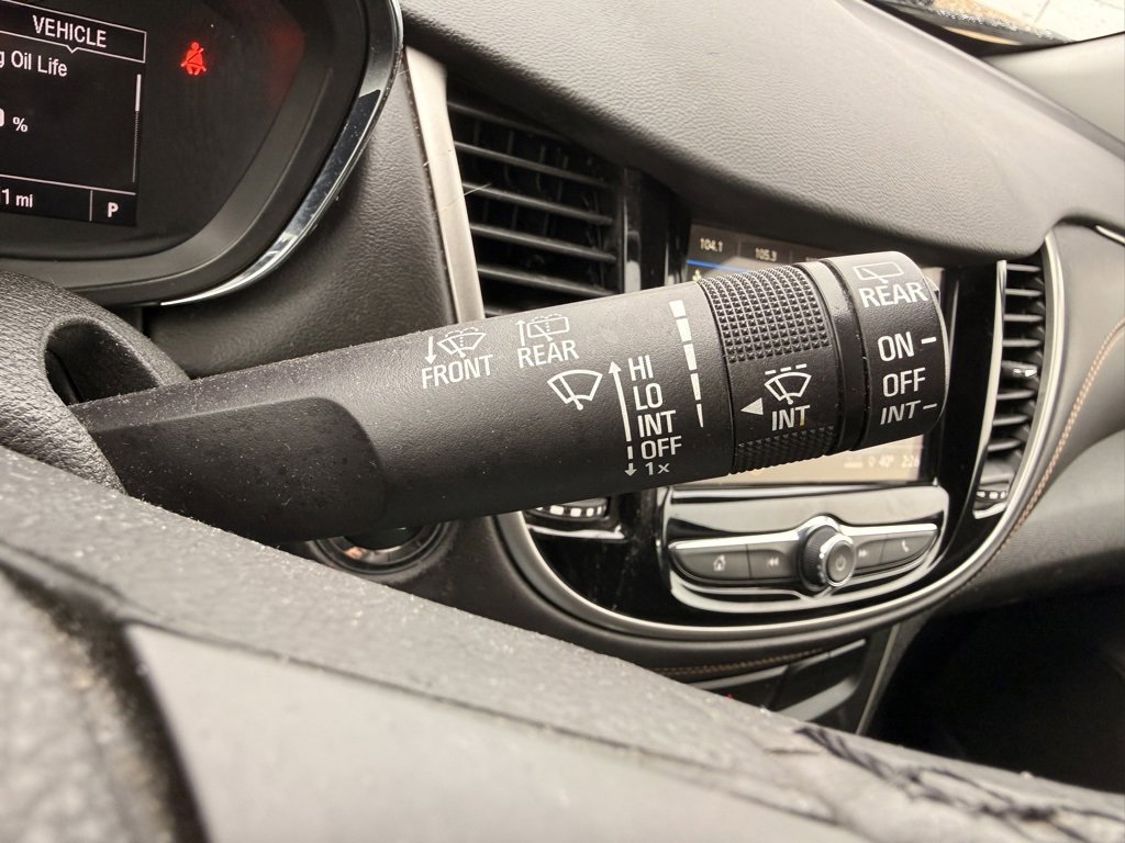 Used 2018 Chevrolet Trax LT w/ Driver Confidence Package image 33