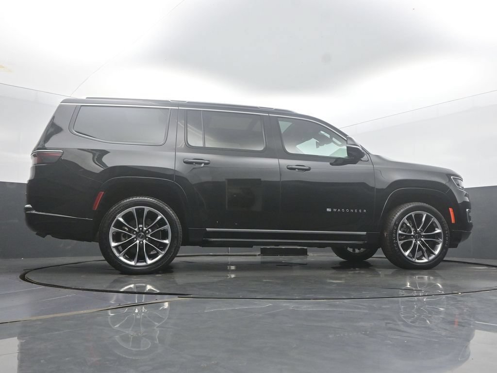 Used 2024 Jeep Wagoneer Series II w/ Premium Group I AWD/4WD image 57