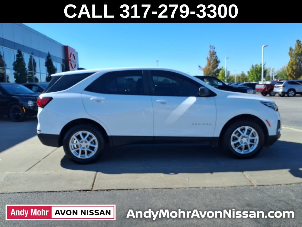 Used 2022 Chevrolet Equinox LS AWD/4WD image 9