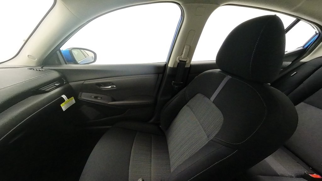 Used 2024 Nissan Sentra SV FWD image 23