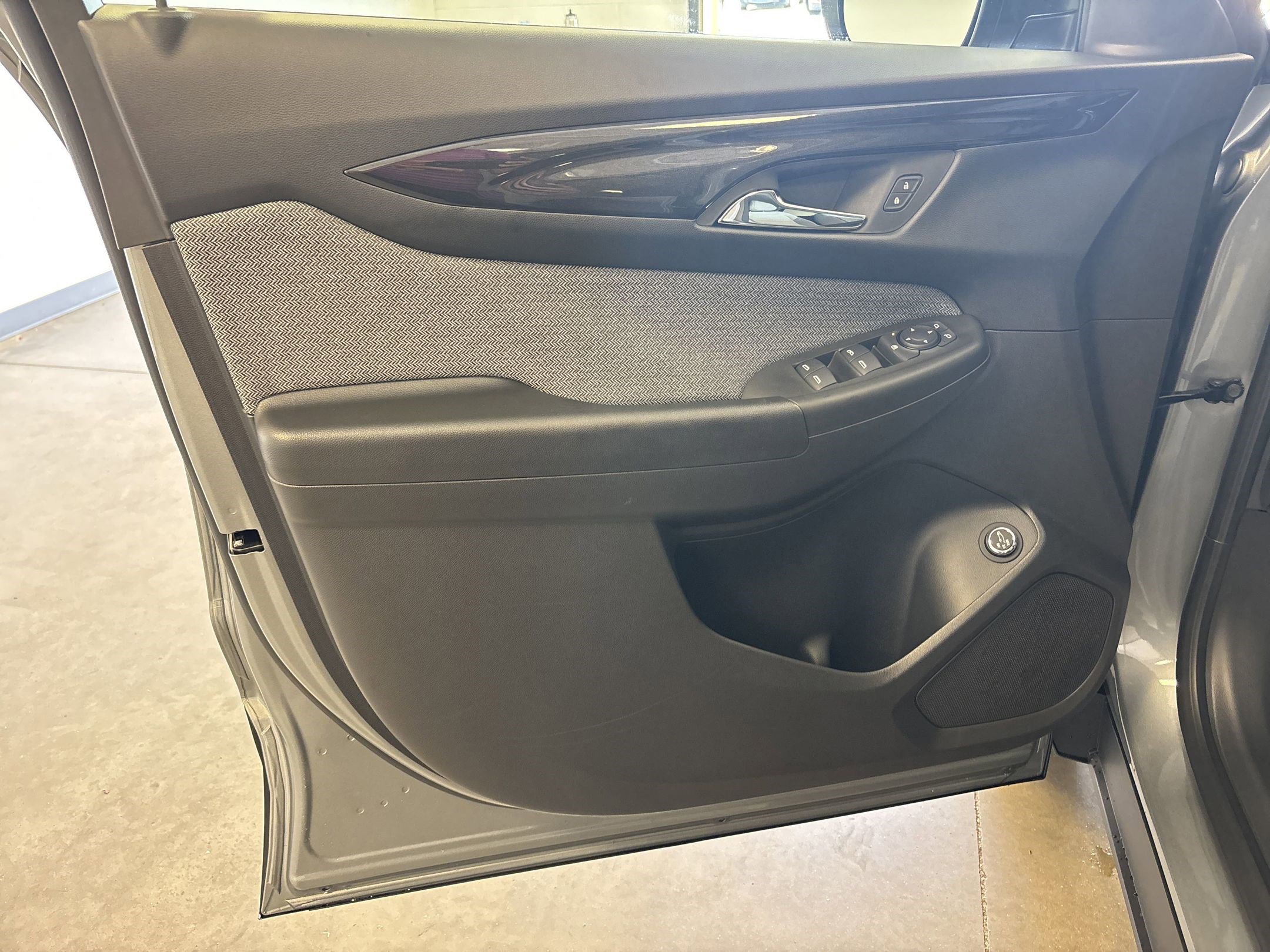 New 2026 Chevrolet TrailBlazer LT w/ Convenience Package image 23