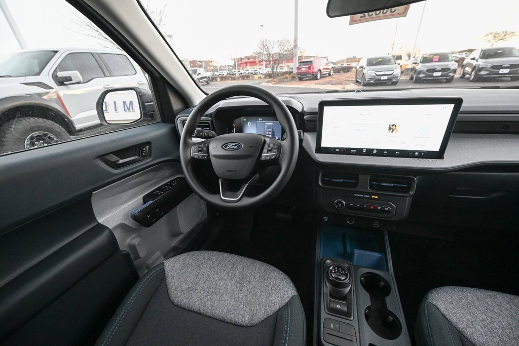 New 2025 Ford Maverick XLT image 26